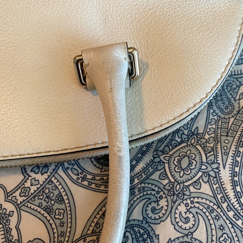 Black and white leather Kate spade purse - Picture 5 of 15